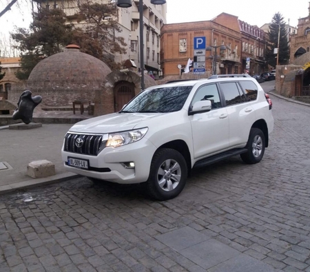 Toyota Prado 2019 for rent in Tbilisi